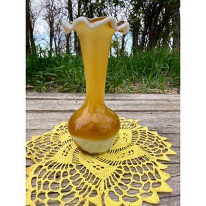 Vintage Art Glass Ruffle Vase Butterscotch Carmel White Swirl